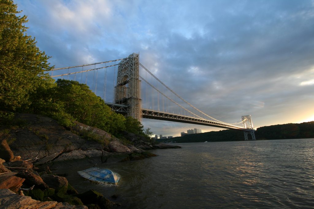 George_Washington_Bridge_NYC_full_span_from_Hudson
